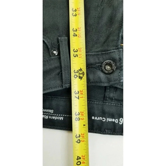 Levi's Size 26X30 Women's Demi Curve Modern Rise Skinny Black Denim Jeans - Picture 9 of 14